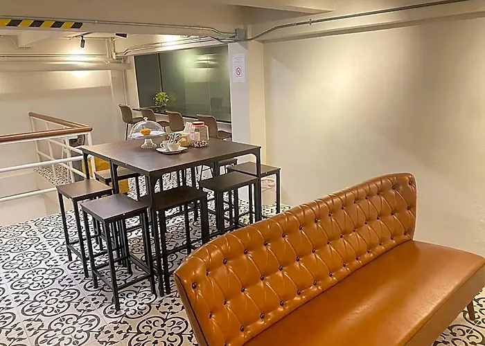 Hotell Lhong Krung 2*