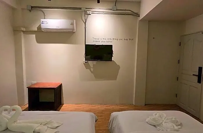 Hotell Lhong Krung 2*